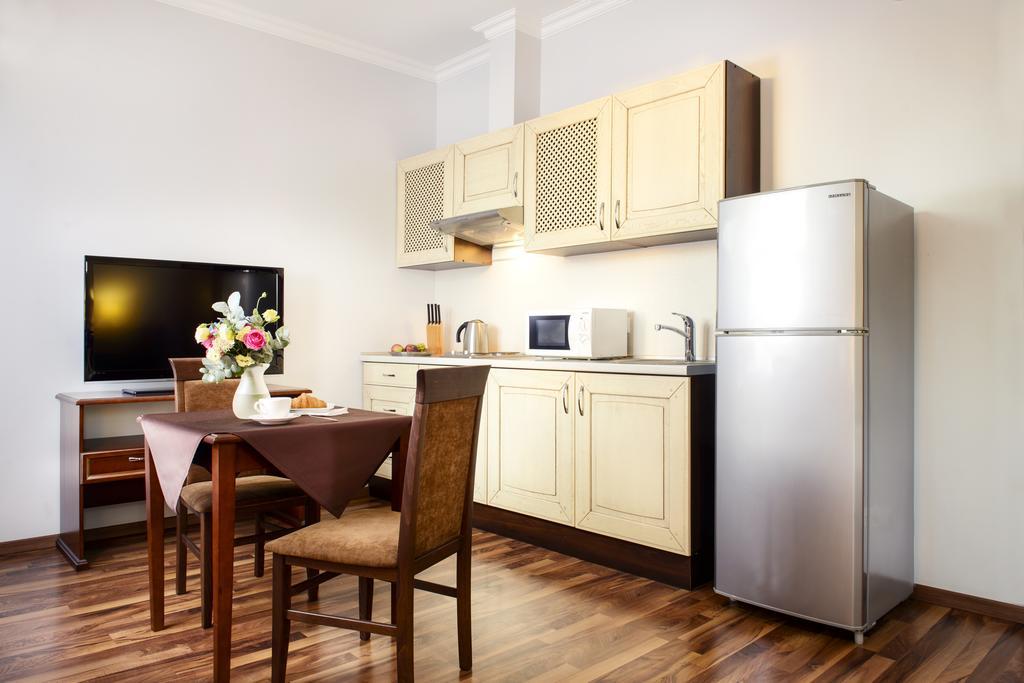 Flatlux Apartments Kiev Exteriör bild